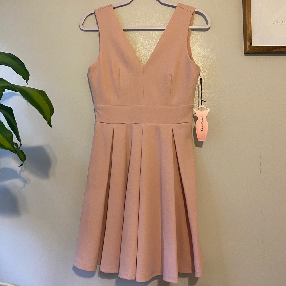 Haute Monde Elegant Pink Sleeveless Dress NWT Size Medium